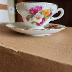 Beautiful Porcelain Tea Cup Set 