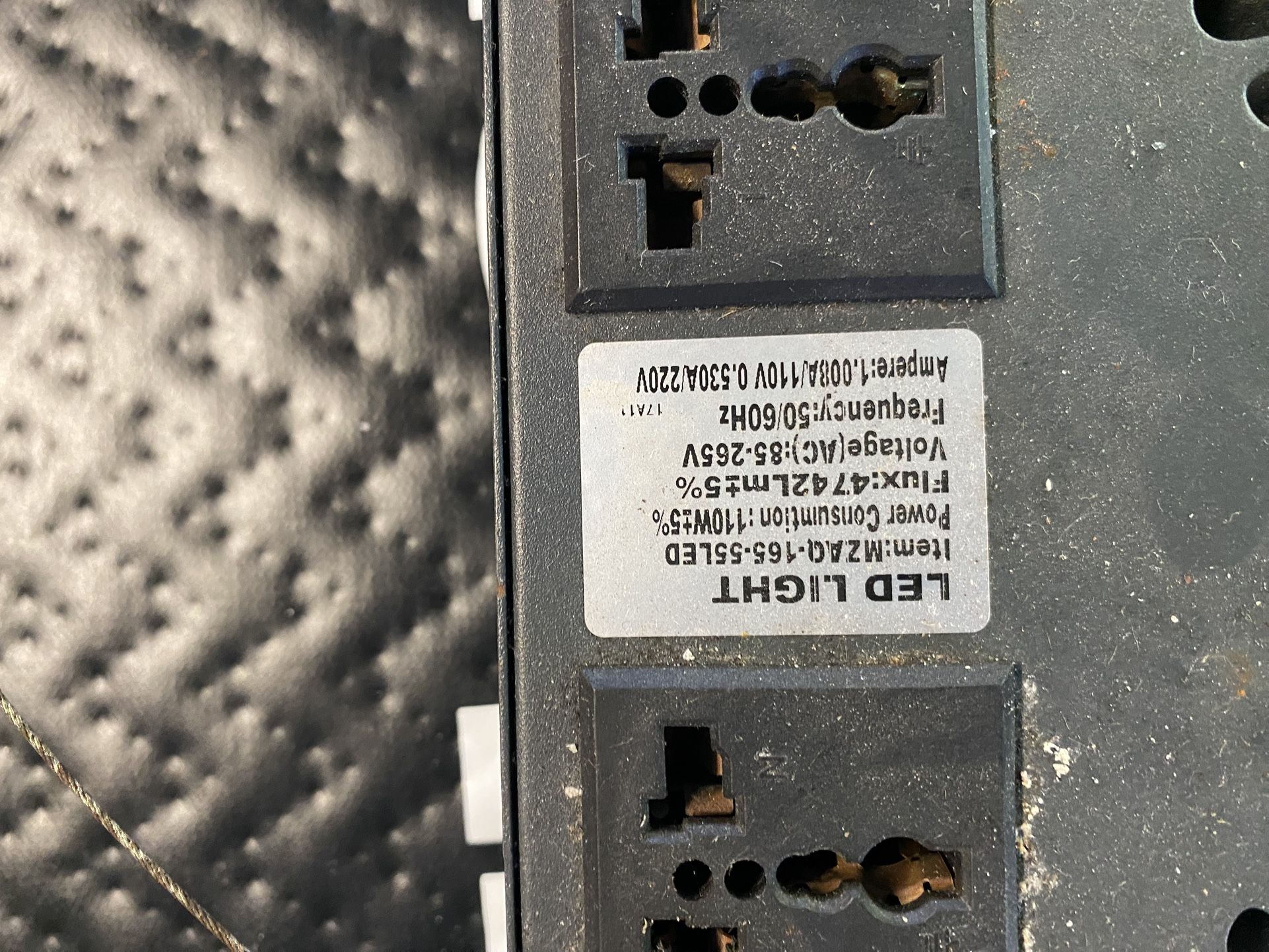 5 Sets Of Fish Tank Lights For Sale Individually Or All For $200 