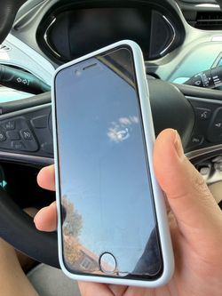 White iPhone SE 3rd Gen 64GB Factory Unlocked + Apple Case