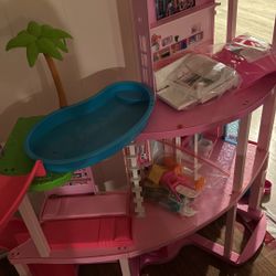 Barbie Dreamhouse