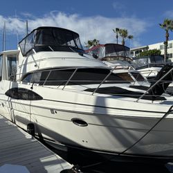 CARVER 44 COCKPIT MOTOR YACHT 2004