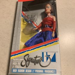 1989 SIGNATURE 17th High Fashion doll NIB