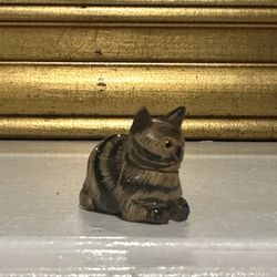 VINTAGE MINIATURE HAND CRAFTED  CAT