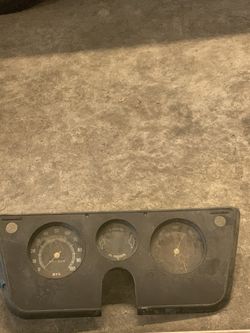 C10 67-72 gauges