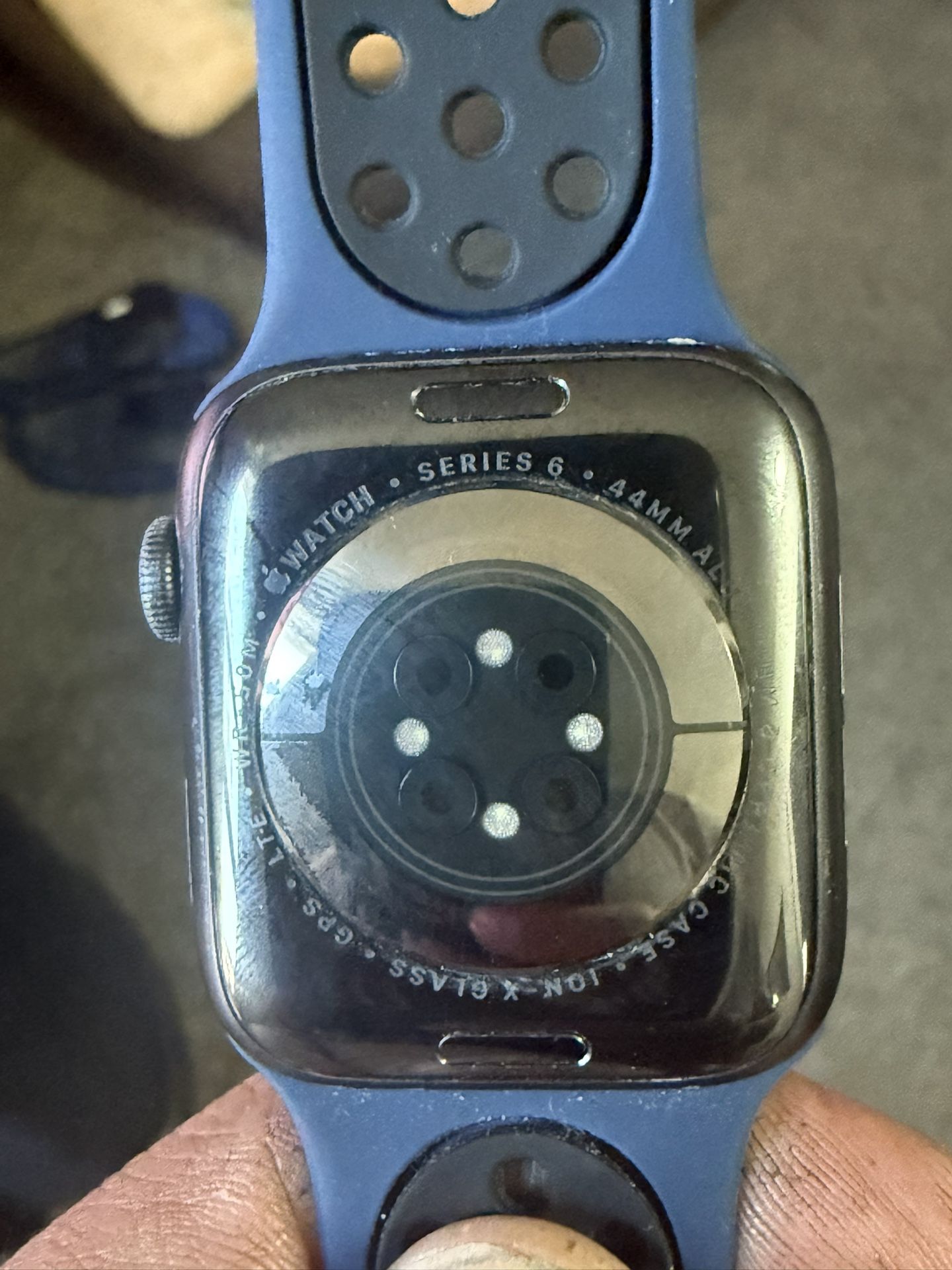 Apple Watch Series 6
