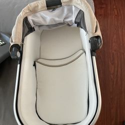 Uppa Baby Bassinet 