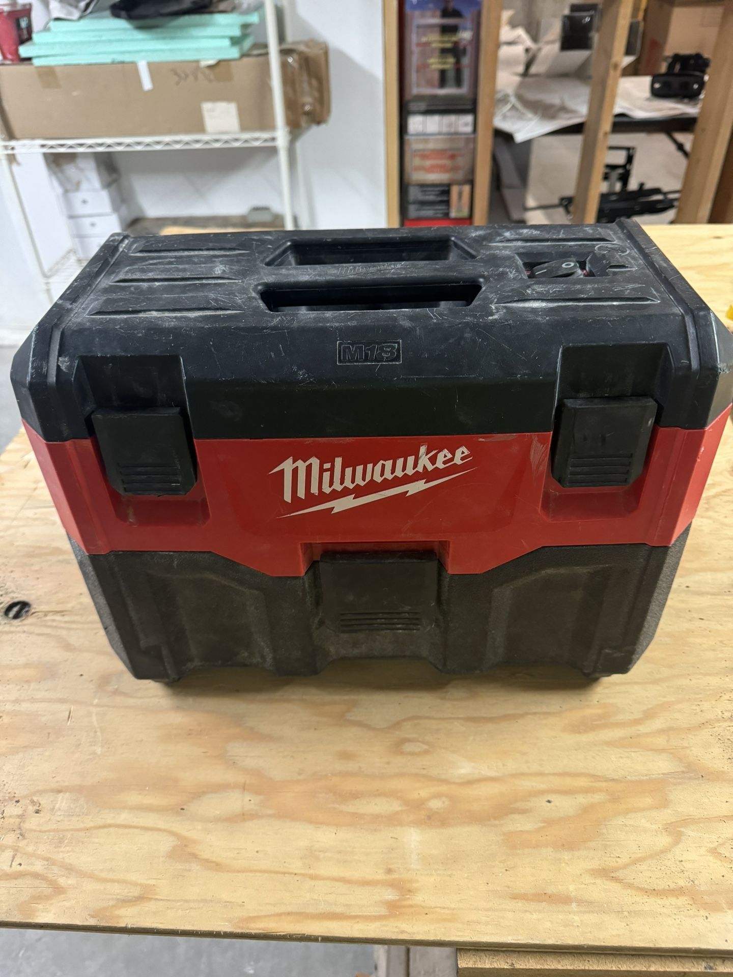 Milwaukee 18v Vacuum