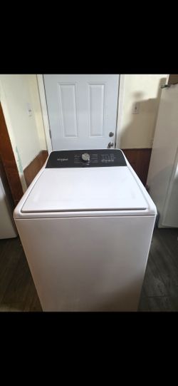 WHIRPOOL WASHER GOOD CONDITION LARGE CAPACITY HEAVY DUTY DELIVERY AVAILABLE FOR EXTRA FEE WE DO REPAIRS