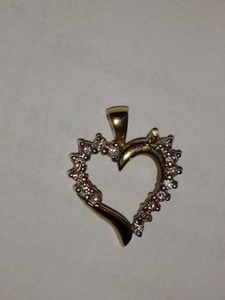 Gold & Diamond Heart Pendant