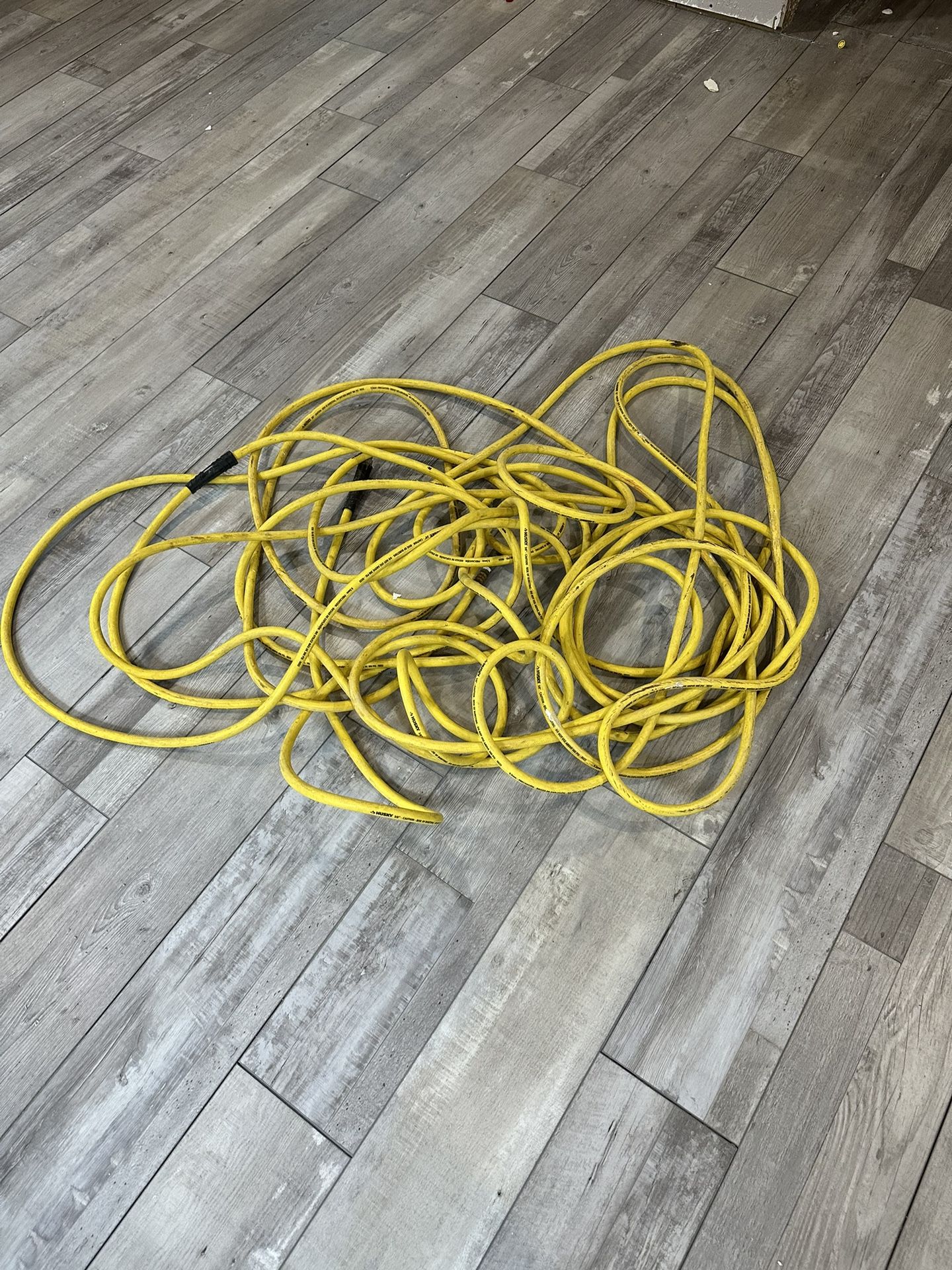 Husky Compressor Hose (100 Ft)