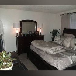 Bedroom Set 