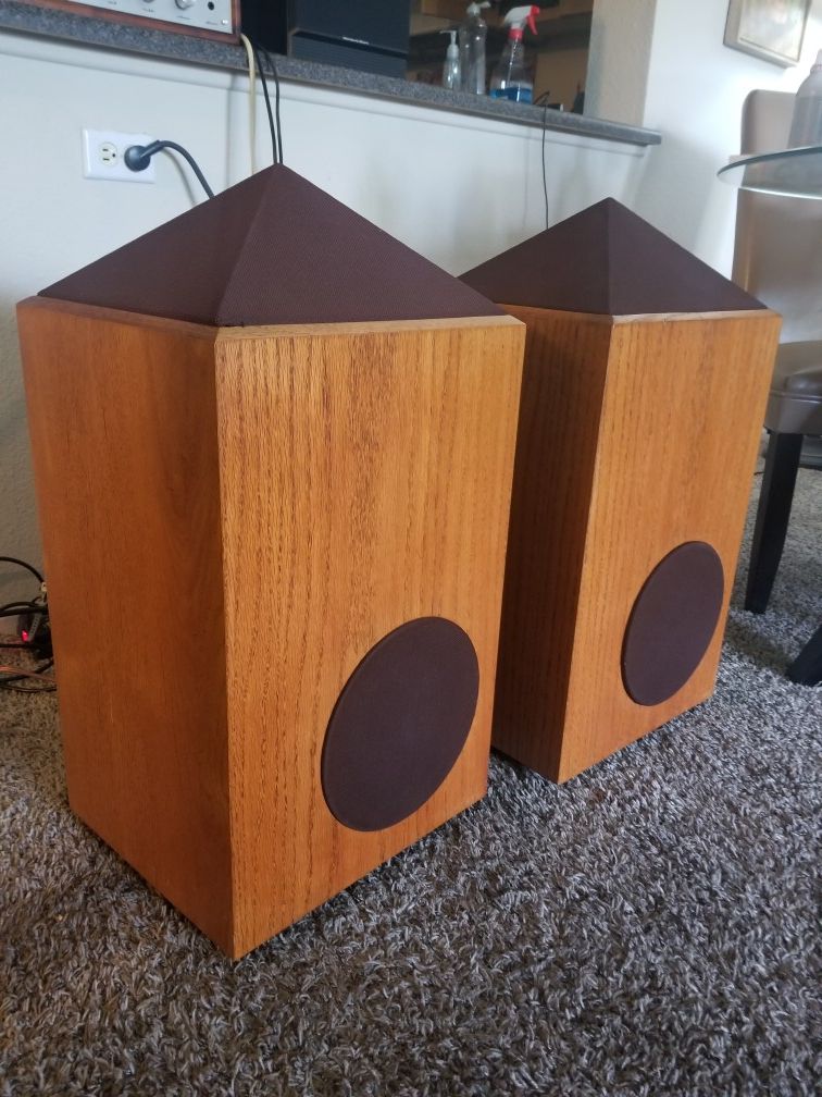 Shahinian Acoustics Obelisk Speakers