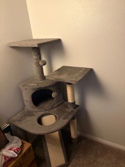 Cat tree