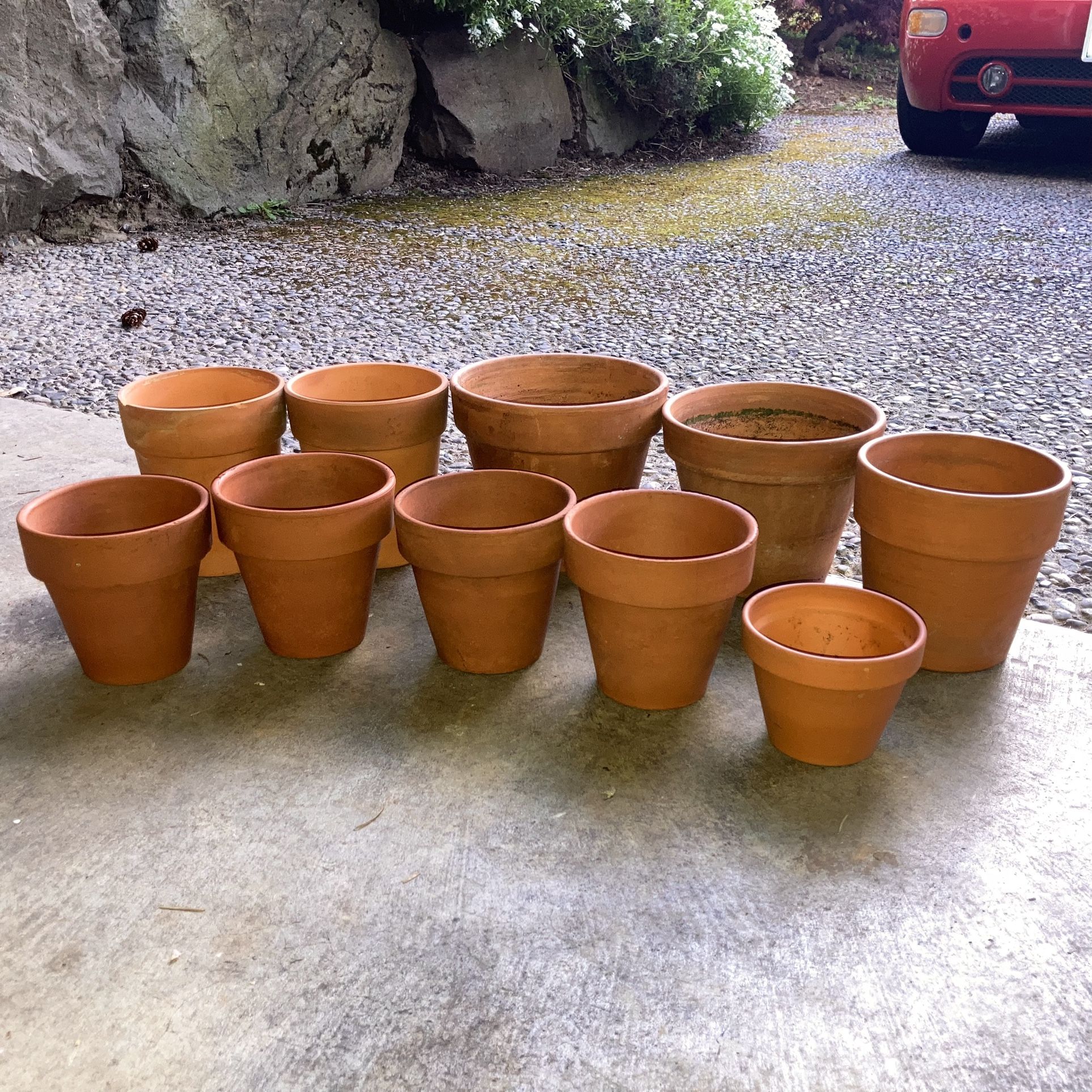 Bundle of Small Terracotta pots!