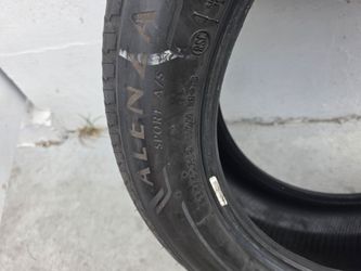 Bridgestone tire 265/50/R19