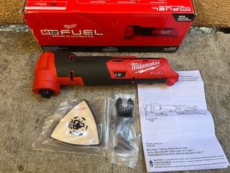 Milwaukee M12 FUEL Oscillating MultiTool (Tool-Only)