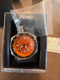 Seiko 5 automatic gmt ssk05 orange crush