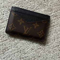 Louis Vuitton Monogram card wallet