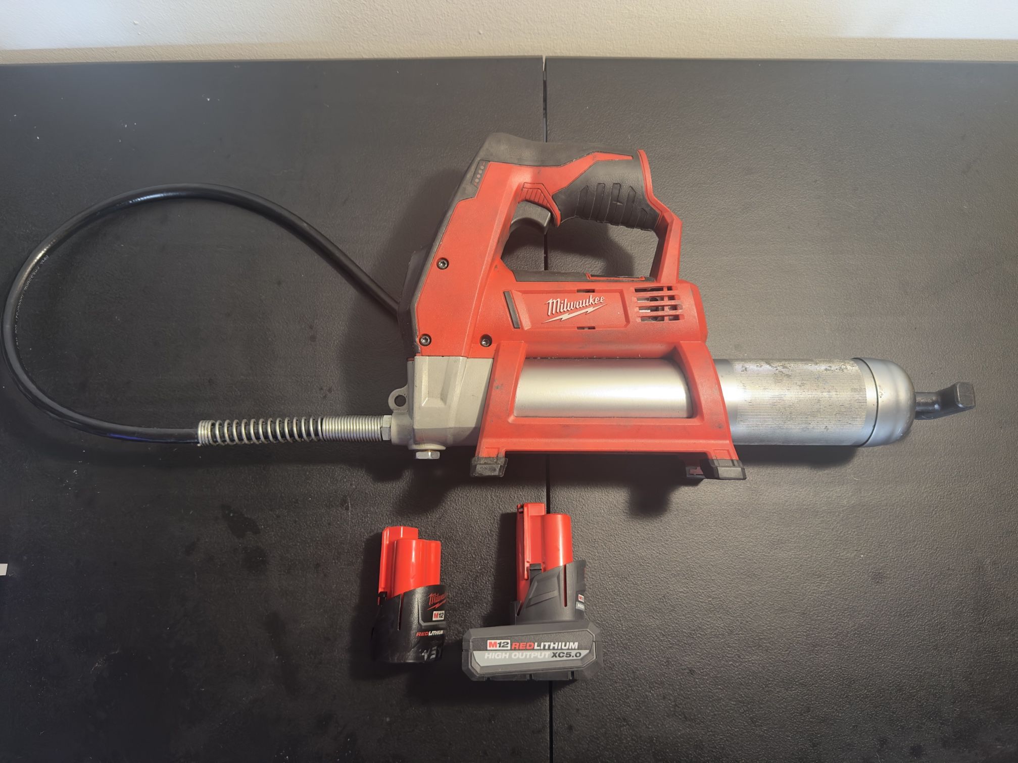 Milwaukee M12 Grease Gun