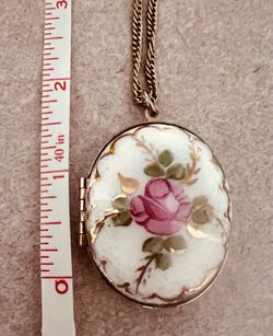 Vintage picture locket necklace