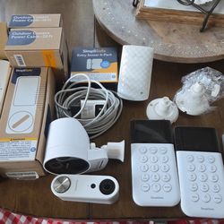 Simplisafe Alarm Kit