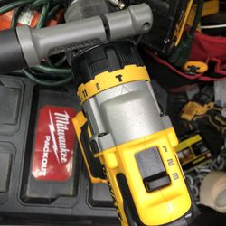 De Walt Drill  20 V Brushless 