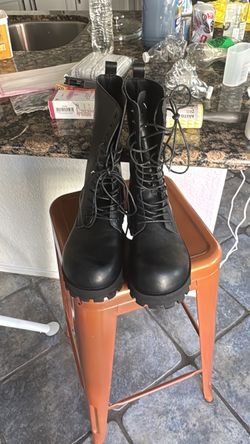 Botas