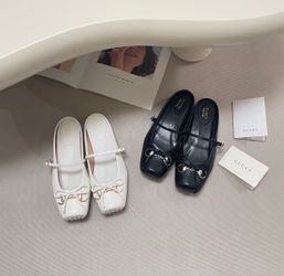 Gucci leather ballet flats