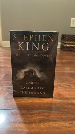 Stephen King Three Classic Novels Box Set - Paperbacks