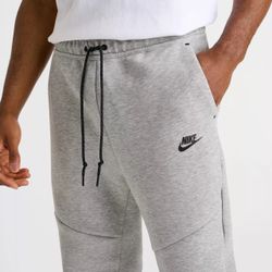 Men's Nike Tech Fleece Jogger Pants Size M