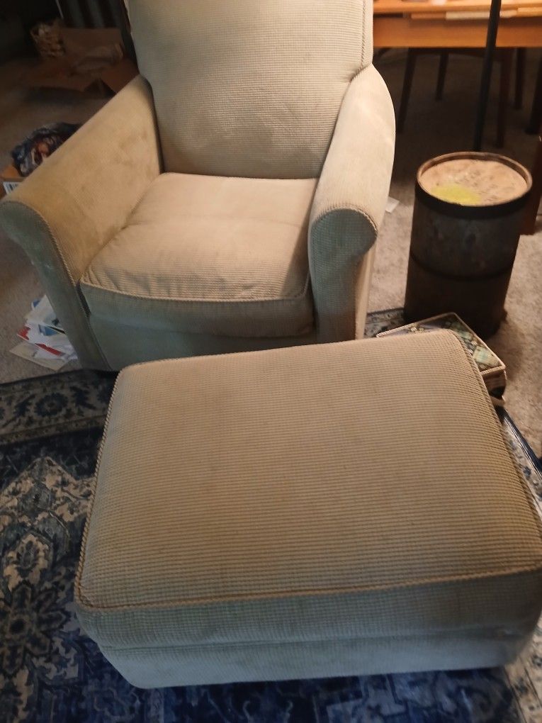 Comfy Chair & Ottoman