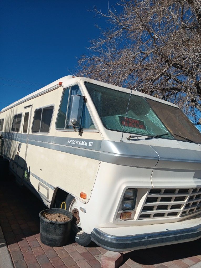 Rv SPORTSCOACH III Year 1983