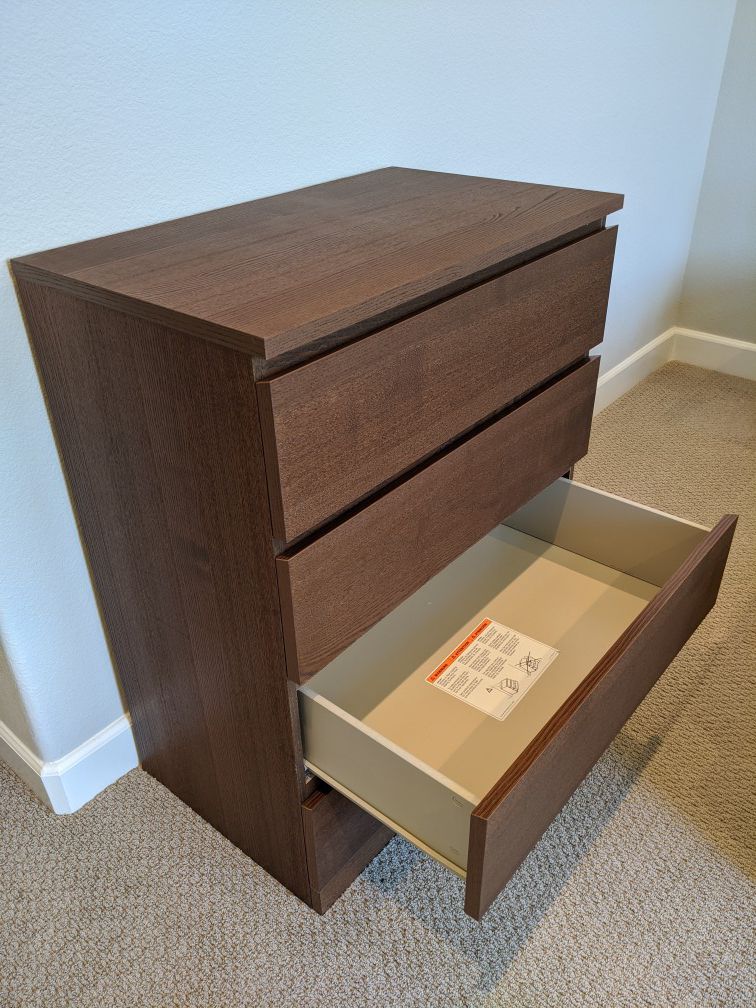 Malm Ikea 4 drawer dresser