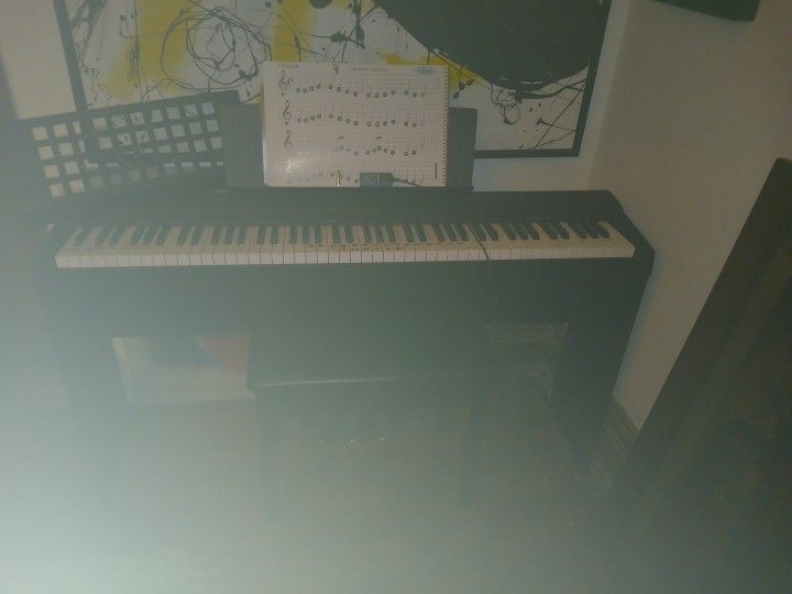 Yamaha Digital Piano 125