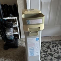 Skip Hop Nursery Style Diaper Pail