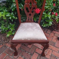 Very Beautiful Wooden Chair 