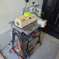 Jet 16-32 Plus drum sander with stand