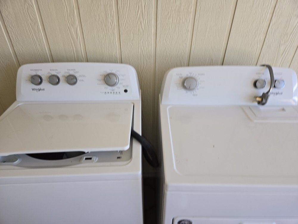 Whirlpool Matching Washer And Dryer Set,  Awesome Deal!