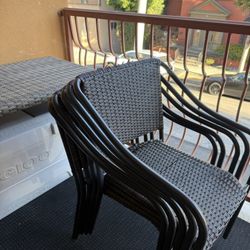 Outdoor Seats - 5 Chairs 