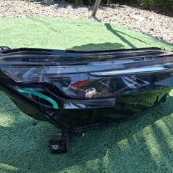 Honda CR-V 2024 Right Headlight