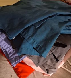 Medical set scrubs 6 to 8 pairs