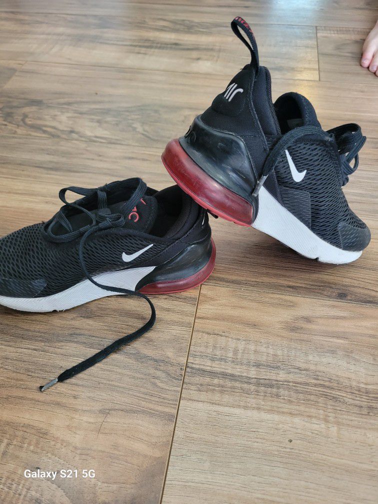 kids size  12   Nike shoes