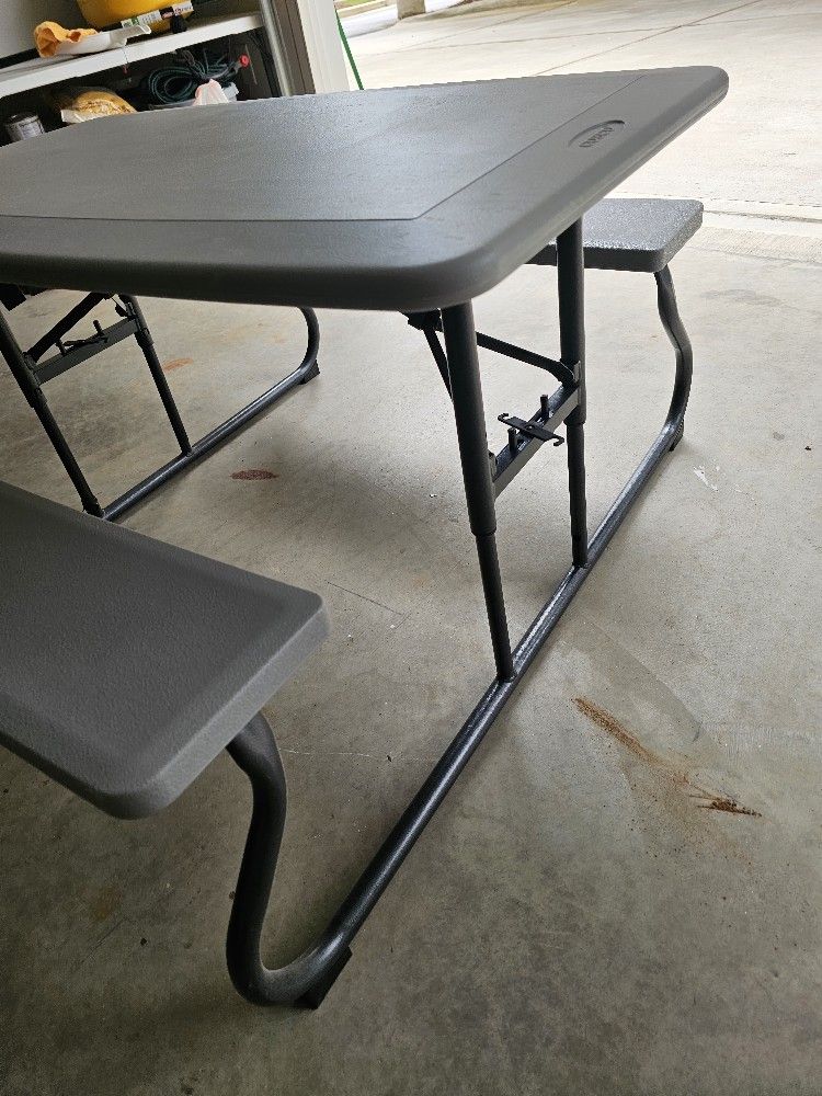 Kids Picnic Table