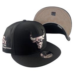 New Era Chicago Bulls 9FIFTY Paisley 6X NBA Champions Side Patch Pink Under Visor