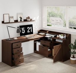 New Condition Desk (Free Chair included)