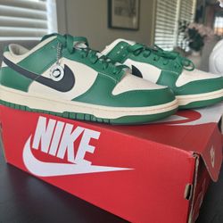 Nike Dunk Low SE Lottery Pack Malachite Green 