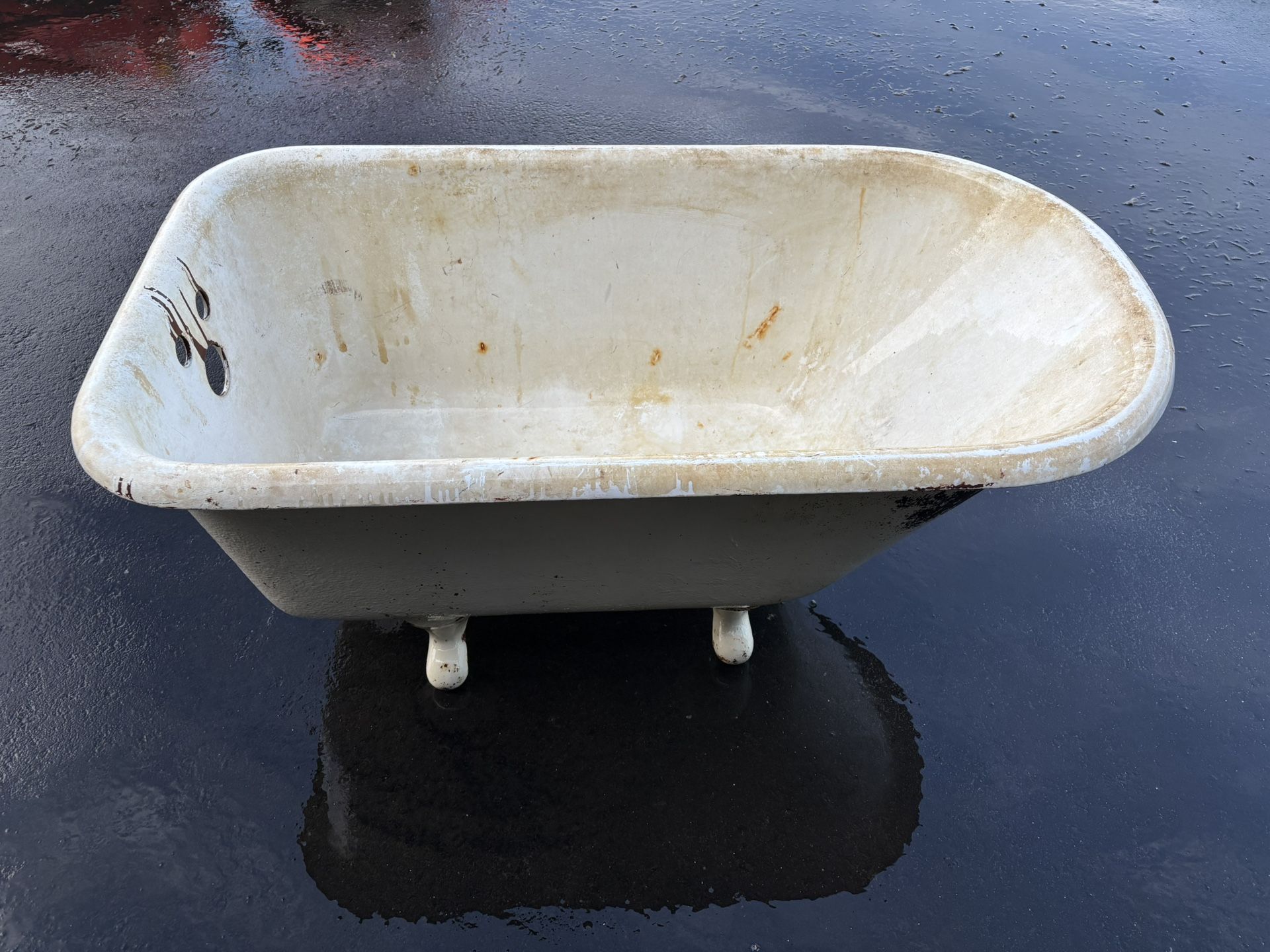 Kohler cast iron claw foot tub
