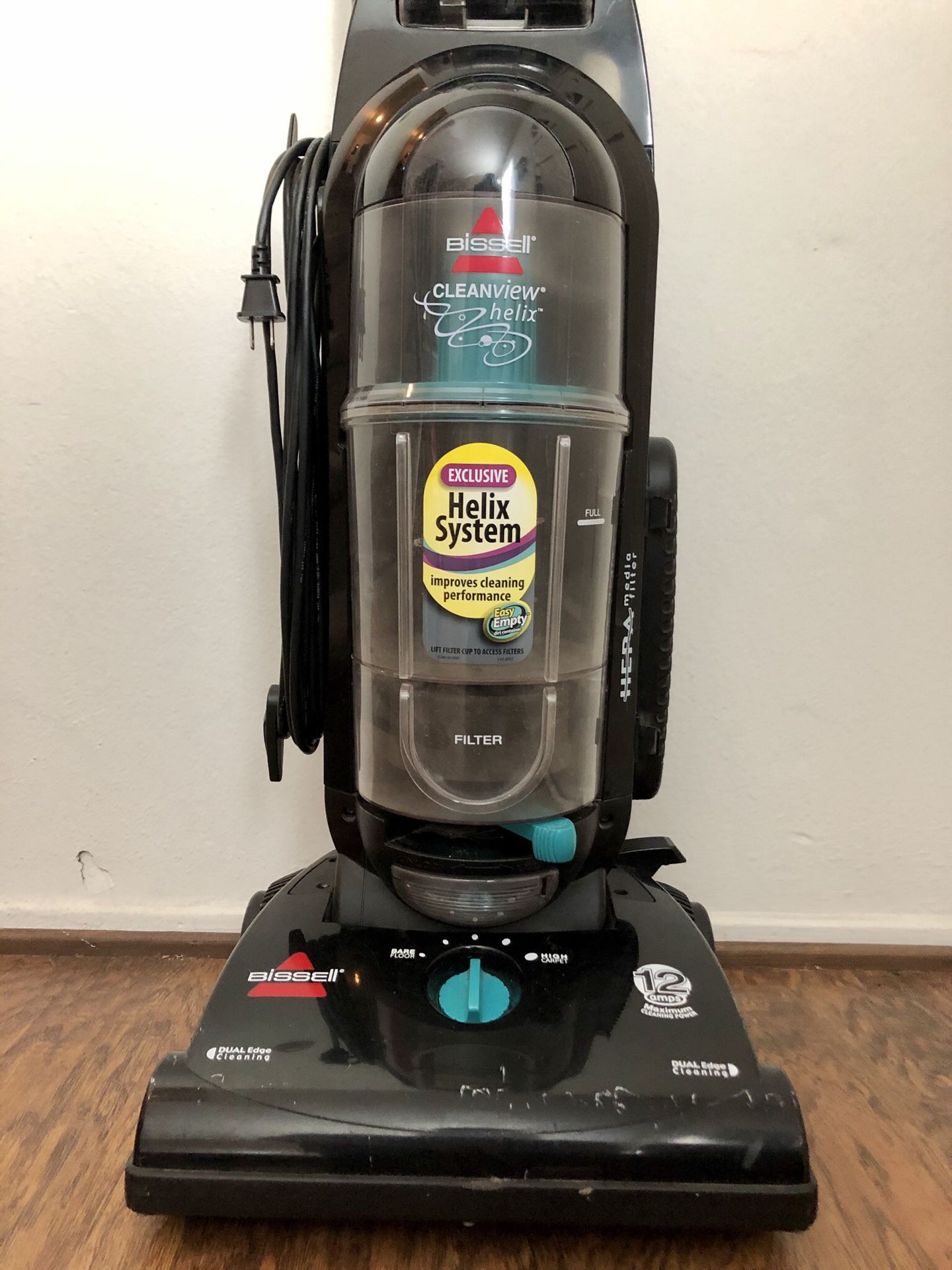 Bissell cleanview bagless vacuum