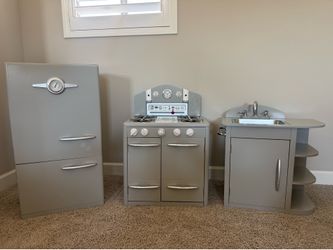 Pottery Barn Kids Retro Play Kitchen – 3-Piece Set