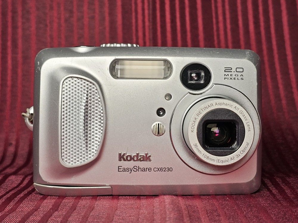 Kodak EasyShare CX6230 Digital Camera 2.0MP